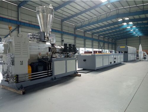 সম্পর্কে সর্বশেষ কোম্পানী কেস Engineered for the Desert: Delivering a WPC Outdoor Decking Extrusion Line to Egypt