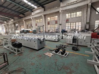 Zhangjiagang Langbo Machinery Co. Ltd. কারখানা উত্পাদন লাইন