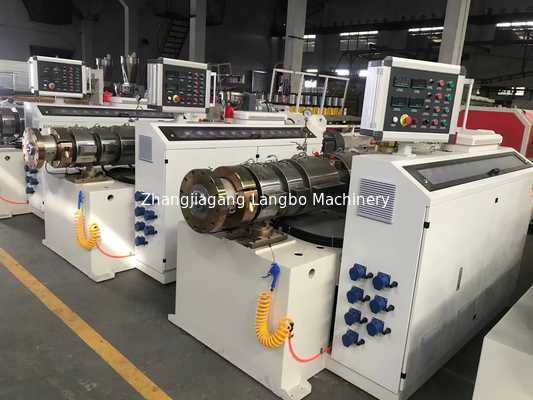150-250KG/H ক্ষমতা উচ্চ মানের 16-160mm পিভিসি পাইপ এক্সট্রুডার
