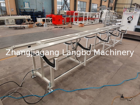 400kg/H উচ্চ ক্ষমতার PVC পাইপ এক্সট্রুশন লাইন 20 - 63mm