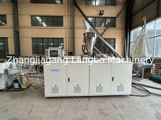 30:1 L/D অনুপাত এবং 37KW মোটর পাওয়ার সহ এয়ার কুলিং পিভিসি পাইপ এক্সট্রুশন লাইন