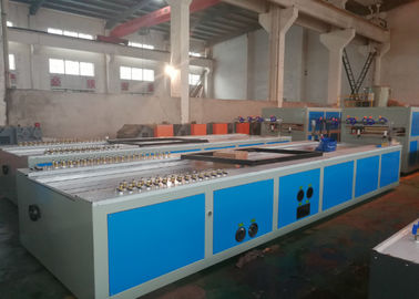 মাল্টি সাইজ মোল্ড সামঞ্জস্যতা পিভিসি প্রোফাইল বোর্ড এক্সট্রুডার পিসি হোল শীট এক্সট্রুশন মেকিং মেশিন