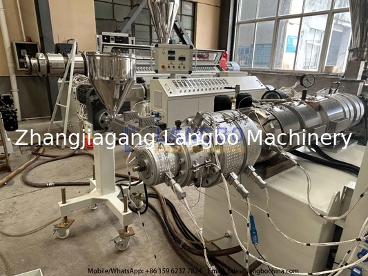 পাইপ ব্যাসার্ধ 50-250mm এর সাথে হাই স্পিড পিভিসি পাইপ তৈরির লাইন