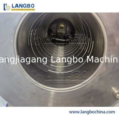 প্লাস্টিক মেশিন পিভিসি জলের পাইপ তৈরির মেশিন স্বয়ংক্রিয় নিয়ন্ত্রণ ব্যবস্থা সহ পাইপ এক্সট্রুডার