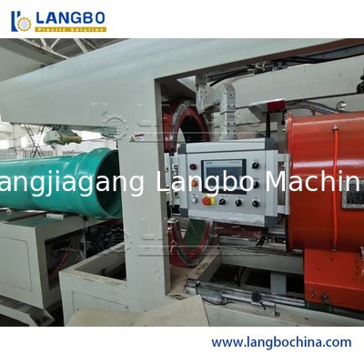 প্লাস্টিক মেশিন পিভিসি জলের পাইপ তৈরির মেশিন স্বয়ংক্রিয় নিয়ন্ত্রণ ব্যবস্থা সহ পাইপ এক্সট্রুডার