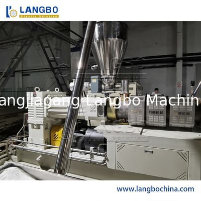 প্লাস্টিক মেশিন পিভিসি জলের পাইপ তৈরির মেশিন স্বয়ংক্রিয় নিয়ন্ত্রণ ব্যবস্থা সহ পাইপ এক্সট্রুডার