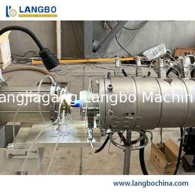 16 থেকে 1600 মিমি হাই স্পিড প্লাস্টিক এইচডিপিই পিপিআর জল সরবরাহ ড্রেনাইজেশন সেচ পাইপ গ্যাস পায়ের পাতার মোজাবিশেষ বৈদ্যুতিক কন্ডাক্ট নল তৈরীর মেশিন এক্সট্রুশন লাইন