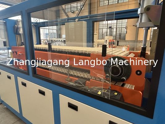 শঙ্কুযুক্ত ডাবল টুইন স্ক্রু প্লাস্টিক বেসবোর্ড এক্সট্রুশন পিভিসি স্কির্টিং প্রোফাইলস এক্সট্রুডার প্রোডাকশন লাইন তৈরির মেশিন