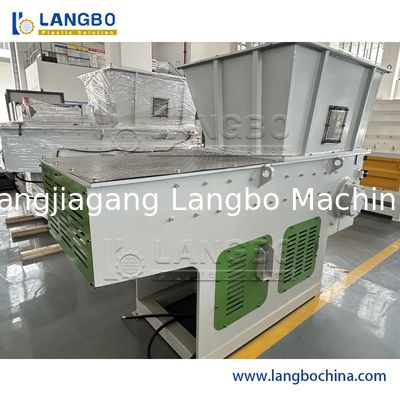 স্বয়ংক্রিয় প্লাস্টিকের বর্জ্য পুনর্ব্যবহারযোগ্য Shredder পোষা বোতল Crushing / Crusher মেশিন