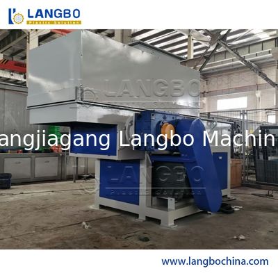 প্লাস্টিক শ্রেডার গ্রাইন্ডার ক্রাশার মেশিন স্বয়ংক্রিয় প্লাস্টিক বোতল ক্রাশিং মেশিন