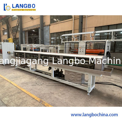 বড় ব্যাসার্ধের পিপিআর পাইপ এক্সট্রুশন লাইন 12m/min উত্পাদন গতি এবং SIEMENS পিএলসি নিয়ন্ত্রণ