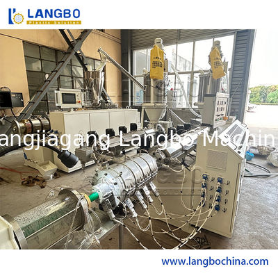 ১৮০ কেজি/ঘন্টা আউটপুট সহ পিপিআর পাইপ এক্সট্রুশন লাইন, ৩ লেয়ার কো-এক্সট্রুশন এবং সিমেন্স পিএলসি কন্ট্রোল