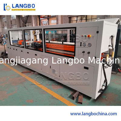 উচ্চ আউটপুট পিভিসি প্রোফাইল এক্সট্রুশন লাইন 300 এমএম প্রফাইল আকার 250 কেজি / এইচ ক্যাপাসিটি