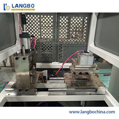 55KW মোটর পাওয়ার পিভিসি প্রোফাইল এক্সট্রুজার মসৃণ সঠিক প্রোফাইল এক্সট্রুশন জন্য