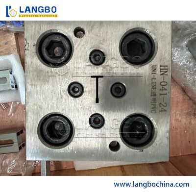 55KW মোটর পাওয়ার পিভিসি প্রোফাইল এক্সট্রুজার মসৃণ সঠিক প্রোফাইল এক্সট্রুশন জন্য