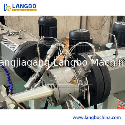 প্লাস্টিক প্রাইস স্ট্রিপ এক্সট্রুশন প্রোডাকশন লাইন, পিভিসি প্রোফাইল এক্সট্রুডার, পিভিসি প্রাইস ট্যাগ হোল্ডার তৈরির মেশিন