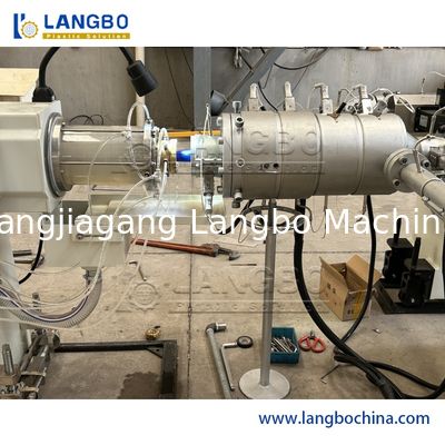 প্লাস্টিক PPR পাইপ এক্সট্রুশন লাইন এবিবি বৈদ্যুতিন সংকেতের মেরু বদল ডাবল স্ক্রু বিভিন্ন ব্যাসার্ধ