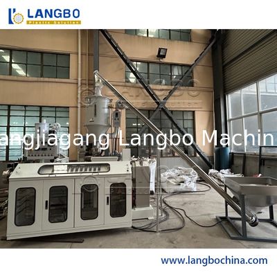 সিই WPC প্রোফাইল এক্সট্রুশন লাইন 100 - 150 কেজি / এইচ উচ্চ উত্পাদনের ক্যাপাসিটি