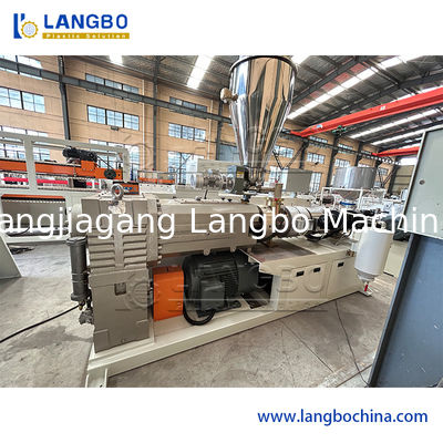 শঙ্কুযুক্ত টুইন স্ক্রু এক্সট্রুডারের সাথে বিশেষ WPC ওয়াল প্যানেল উত্পাদন লাইন