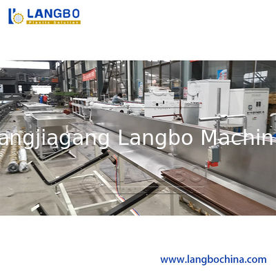 শঙ্কুযুক্ত টুইন স্ক্রু এক্সট্রুডারের সাথে বিশেষ WPC ওয়াল প্যানেল উত্পাদন লাইন