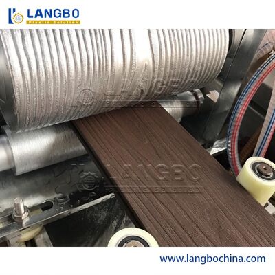 সর্বোত্তম সমাধান কাঠ প্লাস্টিক কম্পোজিট মেশিন