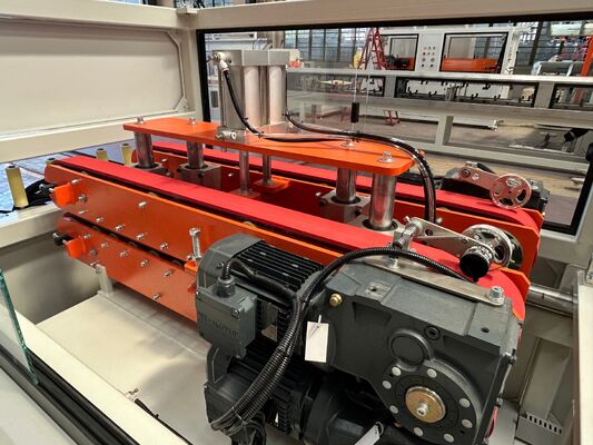 প্লাস্টিক এক্সট্রুশন মেশিন প্লাস্টিক সরঞ্জাম পিভিসি পিপি পিই পাইপ এক্সট্রুডার পিভিসি পাইপ তৈরির মেশিন