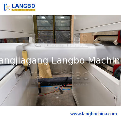 PE PP কাঠ-প্লাস্টিক ডেক্কিং ফেন্স ফ্লোর প্রোফাইল এক্সট্রুশন প্রোডাকশন লাইন যা মেঝে, ইনডোর বা আউটডোর/প্যারাপেট/ট্রে-তে ব্যবহৃত হয়