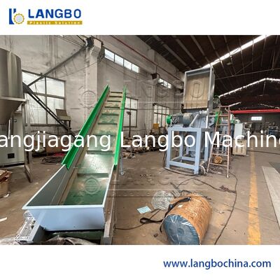 ওয়েট প্লাস্টিক ফিল্ম পেলেটাইজিং মেশিন / পিই পিপি ওয়েট ব্যাগ দানাদার লাইন