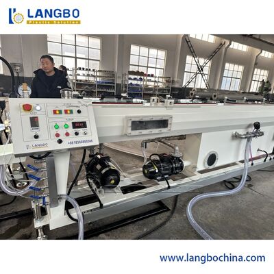 কম শব্দ 20-63 মিমি পিপিআর পাইপ এক্সট্রুশন লাইন 3 লেয়ার পিপিআর গ্লাসফাইবার পাইপ উত্পাদন