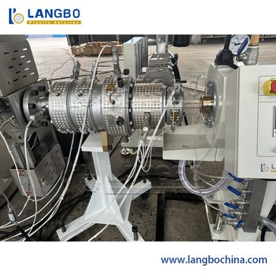 16-63 মিমি পিপিআর পাইপ কো এক্সট্রুশন লাইন 60 মিমি একক স্ক্রু এক্সট্রুজার