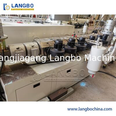 পিভিসি / PU পায়ের পাতার মোজাবিশেষ টিউব একা স্ক্রু Extruder উচ্চ আউটপুট 15 - 200mm স্ক্রু ব্যাস