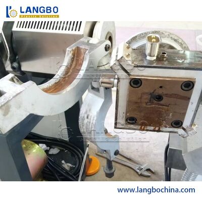 ডাবল কালার কো-এক্সট্রুশন পলিকার্বনেট (পিসি) /পিএমএমএ/এলইডি লাইট ল্যাম্প/টিউব কভার/পিএস ছবি ফটো ফ্রেম ছাঁচনির্মাণ প্রোফাইল এক্সট্রুশন উত্পাদন মেশিন তৈরি