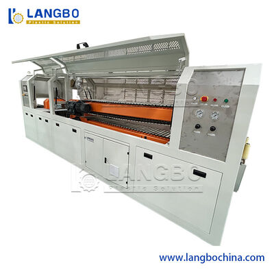 প্লাস্টিক এক্সট্রুডার পিভিসি তারের তারের ট্রাঙ্কিং প্রোফাইল তৈরির মেশিন