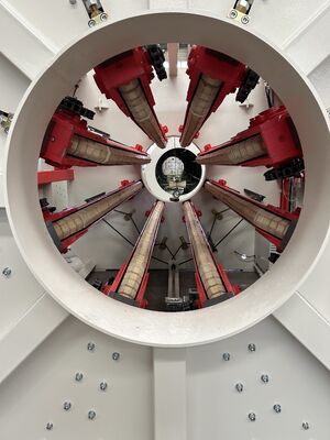 ৯০০কেজি/ঘন্টা ৪০০-৭১০মিমি প্লাস্টিক ইউপিভিসি তৈরির মেশিন কারখানা চীনে