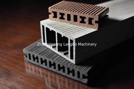 উচ্চ আউটপুট কাঠ প্লাস্টিক WPC Decking প্রোফাইল Co এক্সট্রুশন মেশিন