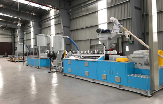উচ্চ আউটপুট কাঠ প্লাস্টিক WPC Decking প্রোফাইল Co এক্সট্রুশন মেশিন